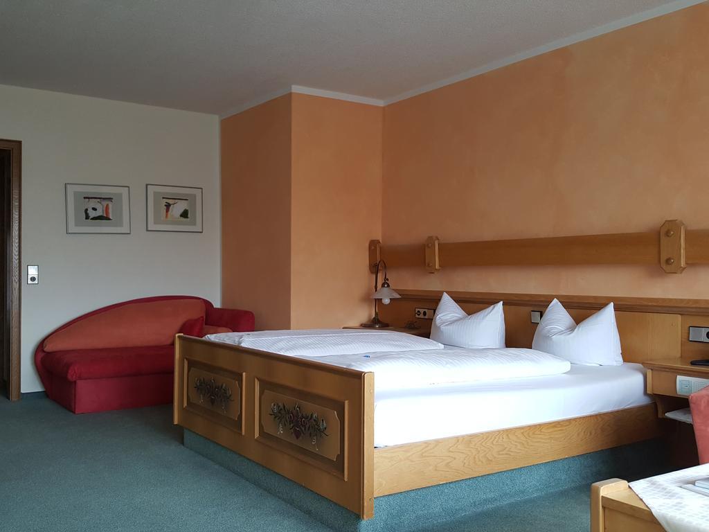 Hostel Am Schoenenberg Lenzkirch Eksteriør billede